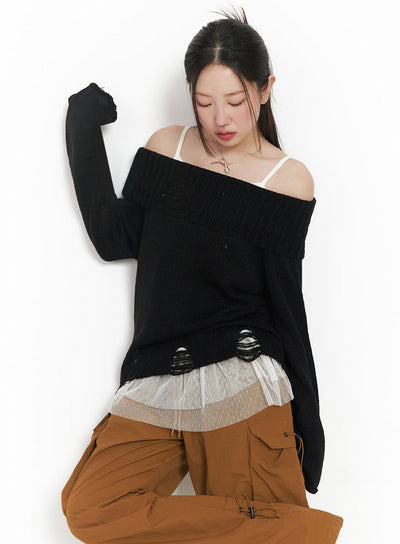 off-shoulder-distressed-sweater-im525 / Black