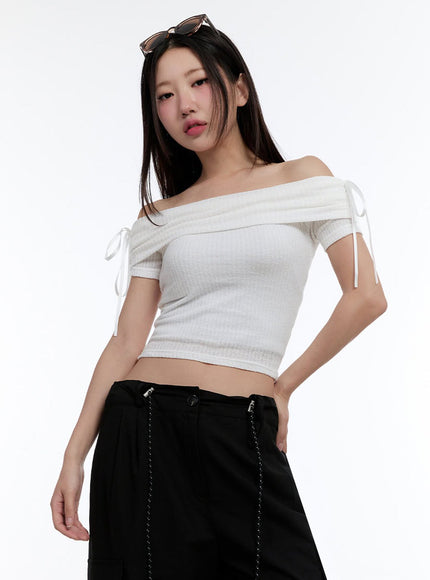 ribbon-off-shoulder-crop-top-iu504 / White