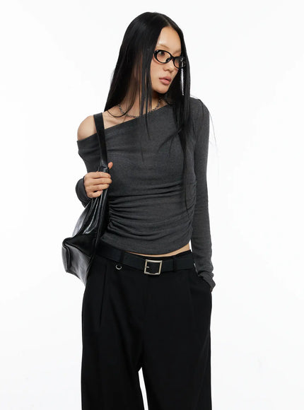 off-shoulder-shirred-knit-top-co529 / Dark gray