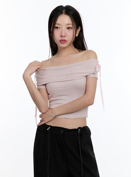 ribbon-off-shoulder-crop-top-iu504