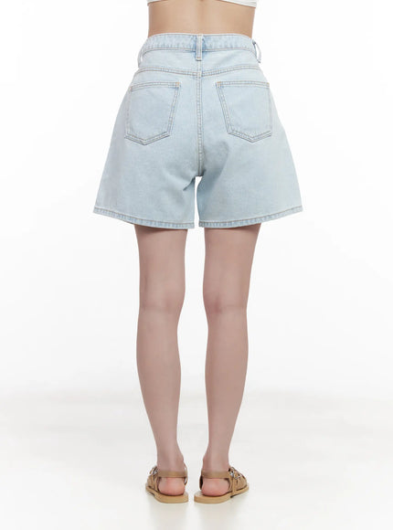 Casual Light-Wash Denim Shorts CL516