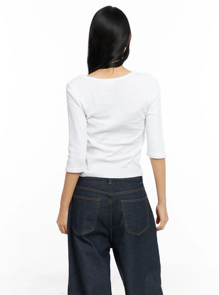 minimalist-white-u-neck-top-co528