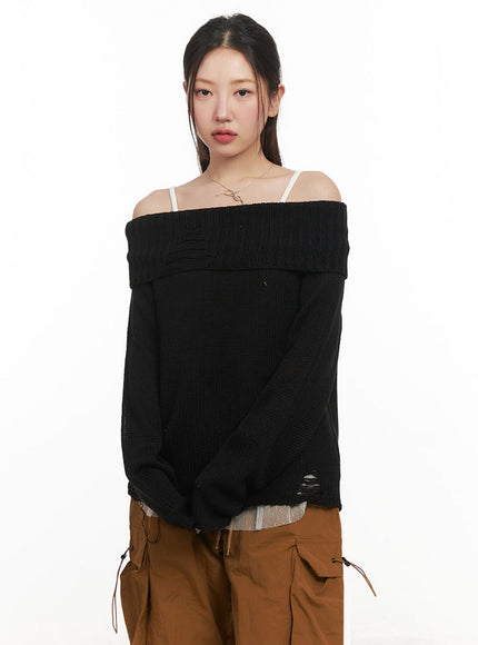 Off-Shoulder Distressed Sweater IM525
