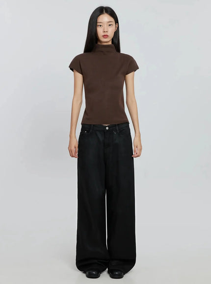wide-leg-faux-leather-pants-io530