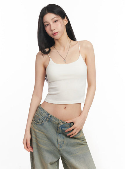 essential-stretchy-crop-cami-top-iy529
