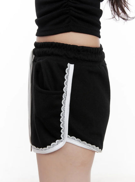 contrast-lace-trim-shorts-cl516