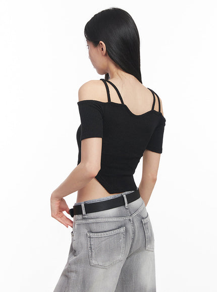 strappy-off-shoulder-crop-top-iy516