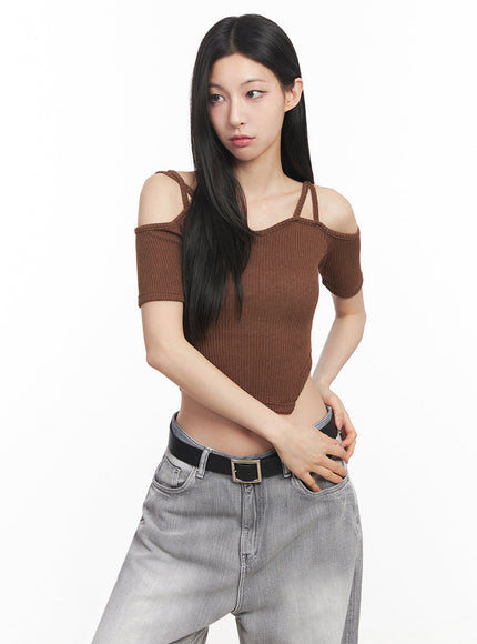 strappy-off-shoulder-crop-top-iy516