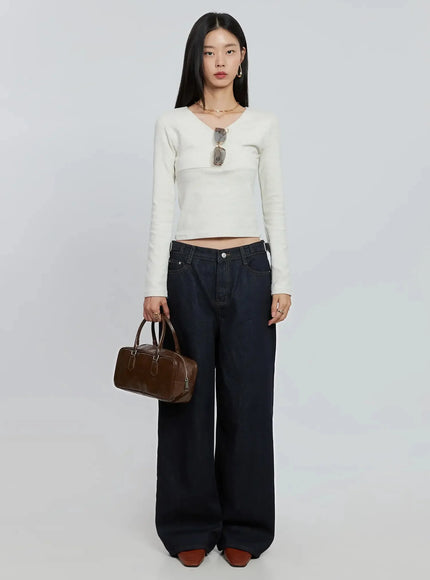 soobin-side-button-wide-leg-jeans-io530