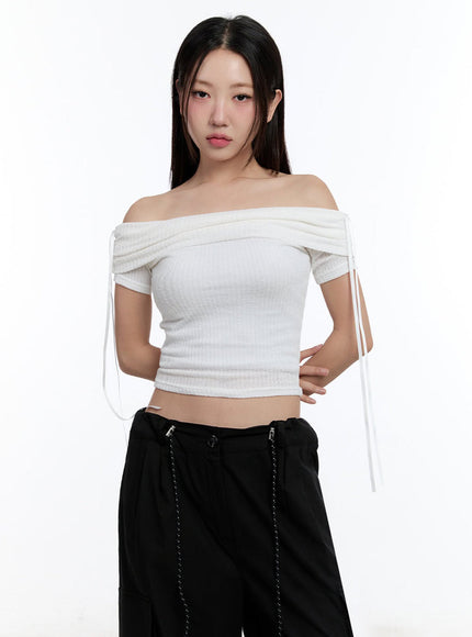 ribbon-off-shoulder-crop-top-iu504