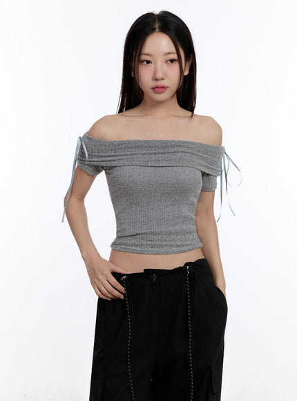 ribbon-off-shoulder-crop-top-iu504 / Gray