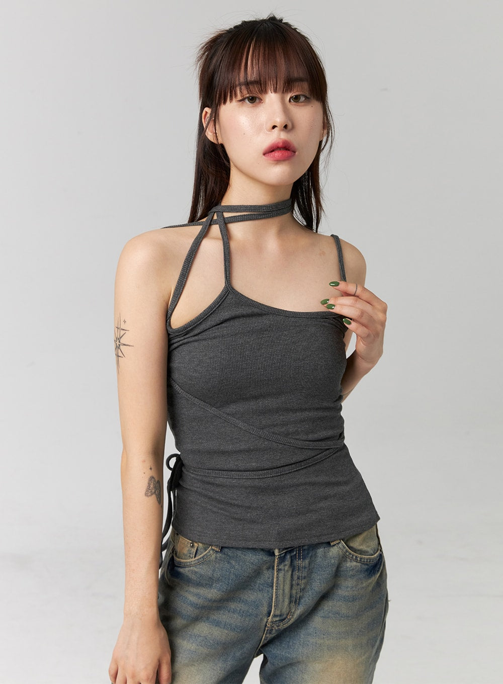 x-strap-slim-sleeveless-top-cg331