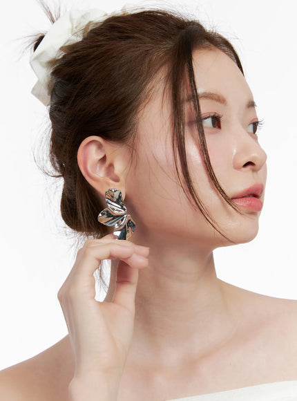 abstract-leaf-earrings-cl524