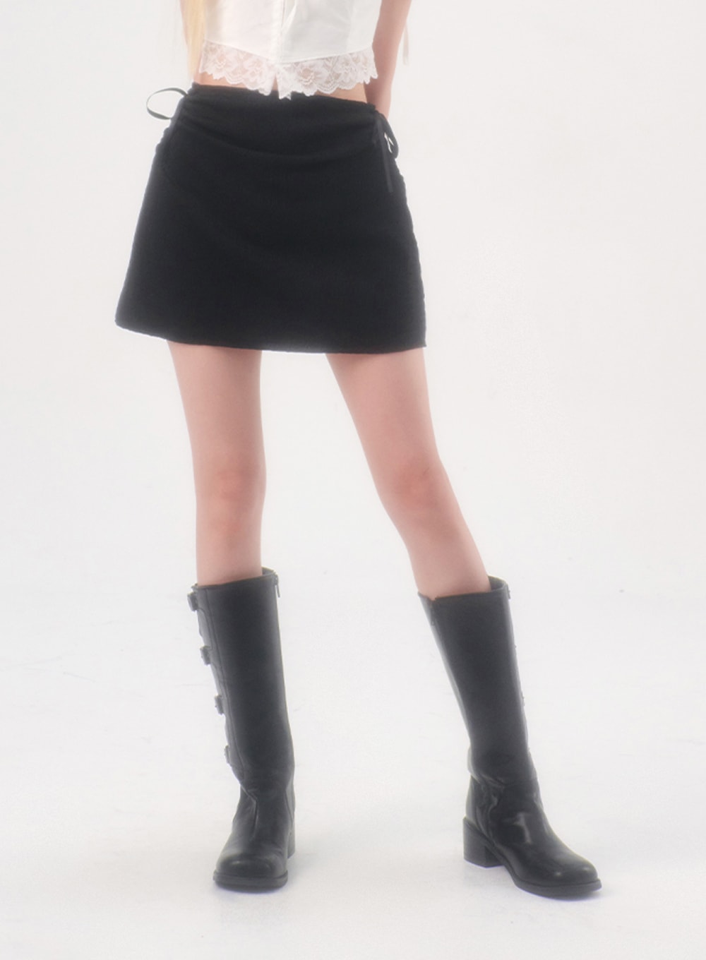 side-ribbon-mini-skirt-il307
