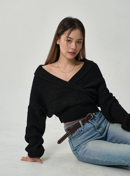 Off-Shoulder V-Neck Crossed Sweater CD19