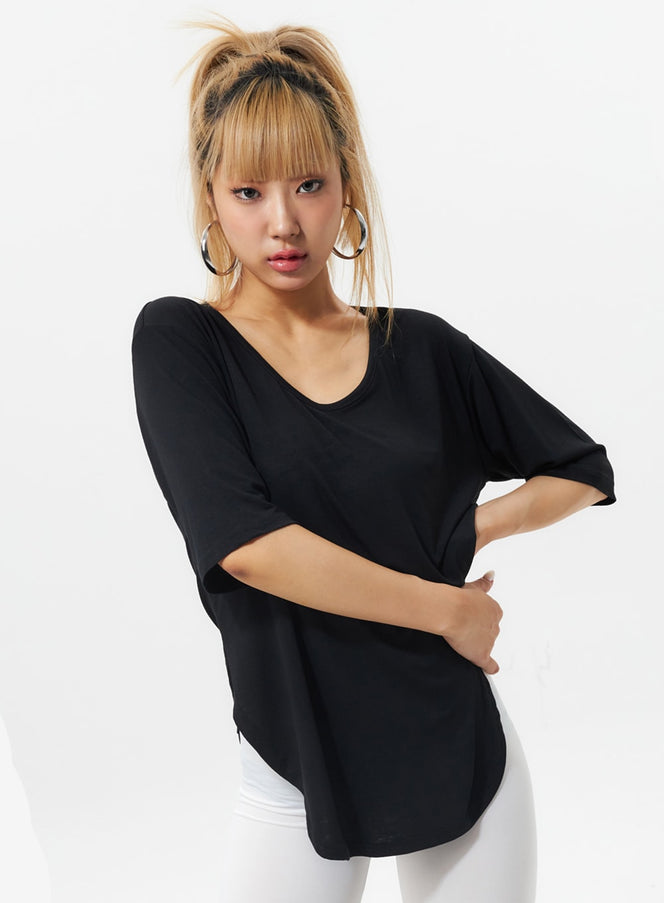 scoop-neck-oversized-top-il318