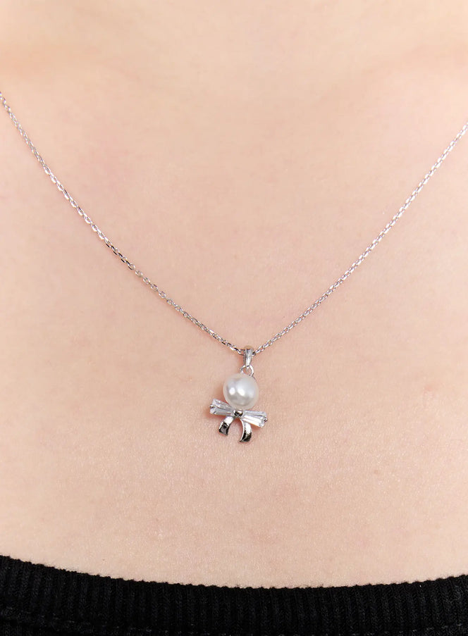 meema-under-ribbon-necklace-iu527