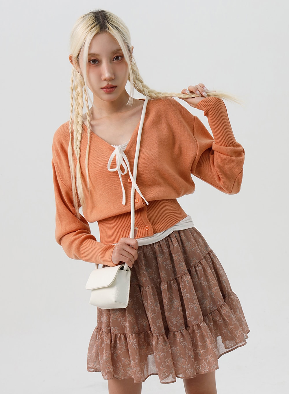 v-neck-cardigan-is312