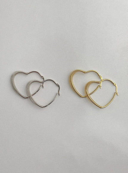 Twinkle Heart Earring IA517