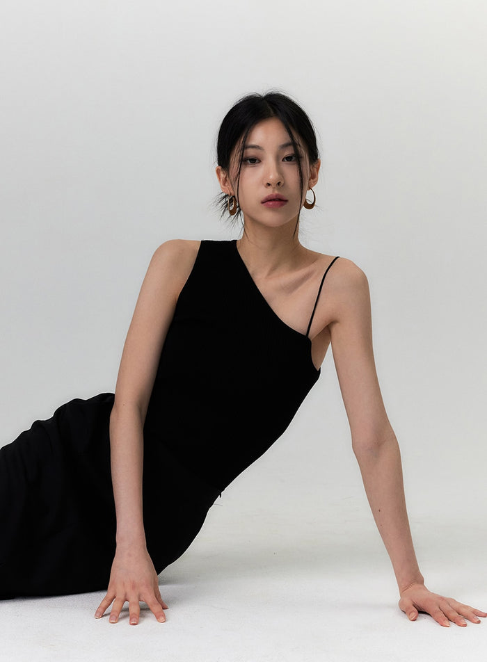 unbalanced-knit-top-iy325