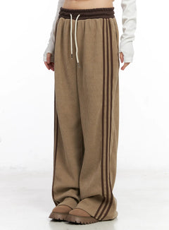 corduroy-wide-leg-sweatpants-cn521 / Beige