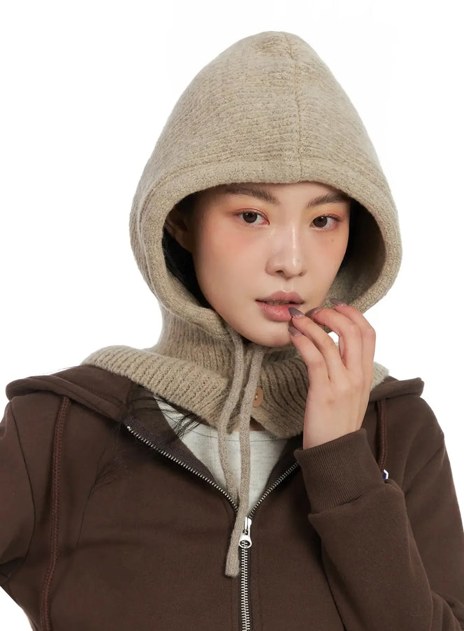 buttoned-knit-hood-hat-in528 / Beige