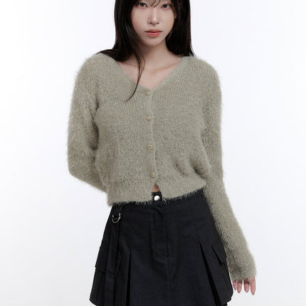 v-neck-fuzzy-crop-cardigan-co418 / Beige