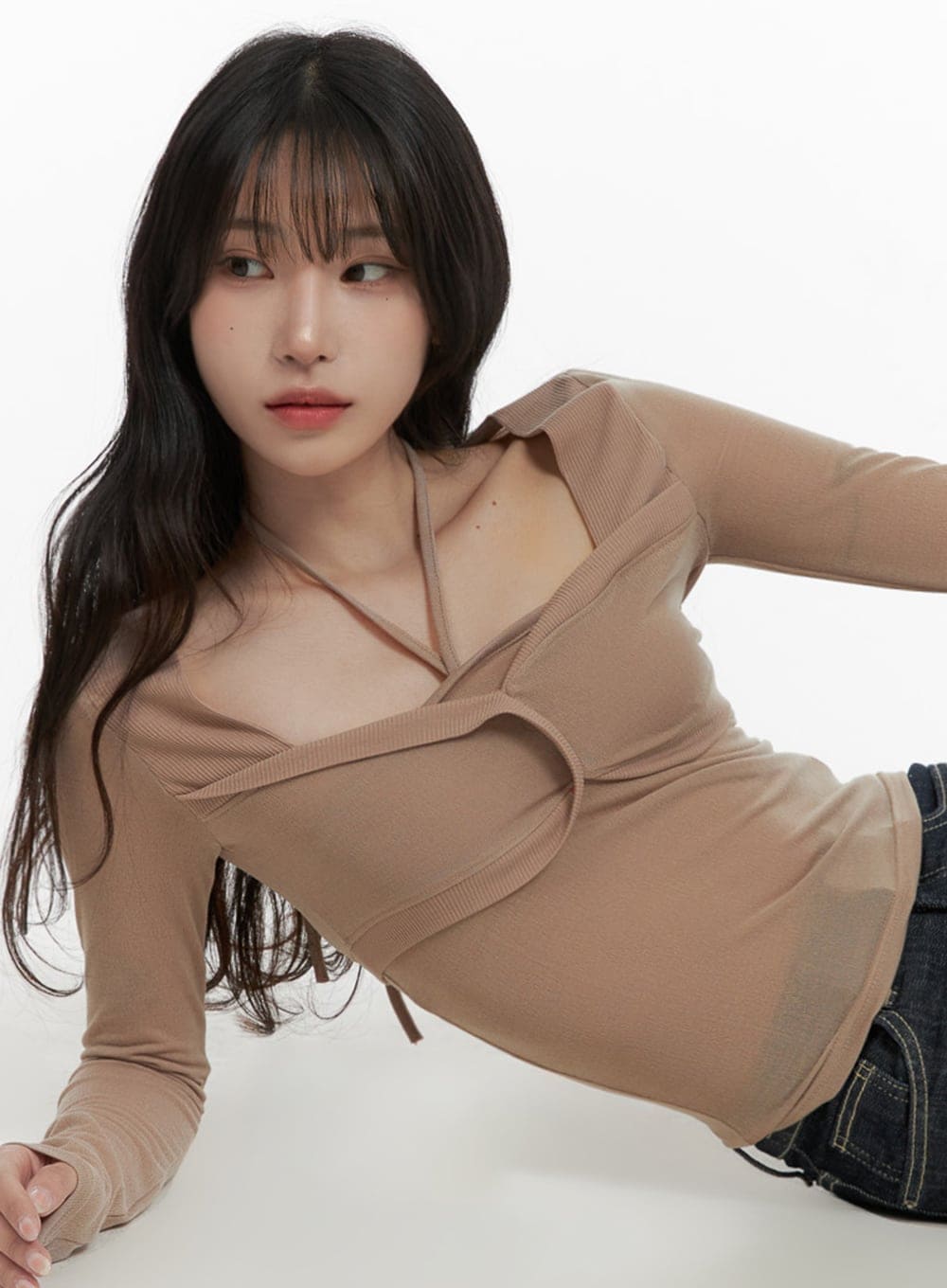 halter-neck-layered-top-ca403 / Beige