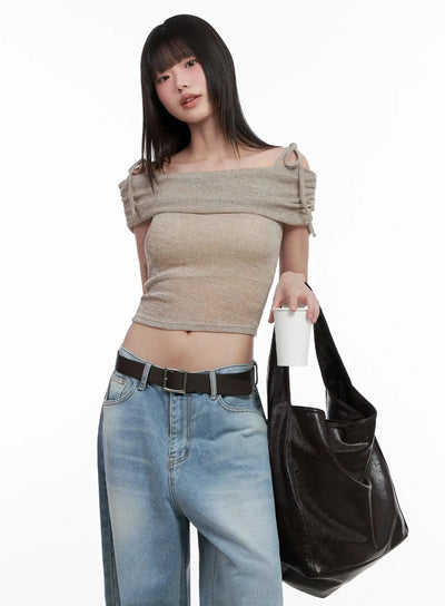 textured-off-shoulder-knit-top-il531 / Beige