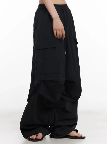 black-utility-wide-fit-cargo-pants-ic503 / Black