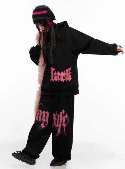bold-graphic-oversized-hoodie-in503 / Black