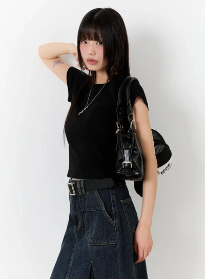 slim-fit-cropped-tee-iu523 / Black