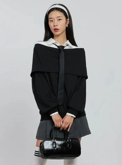 oversized-off-shoulder-sweater-in507 / Black