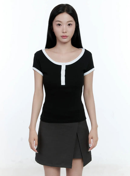 contrast-basic-u-neck-tee-cl530 / Black