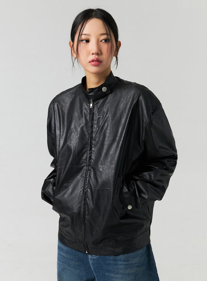 loose-fit-faux-leather-jacket-co323 / Black