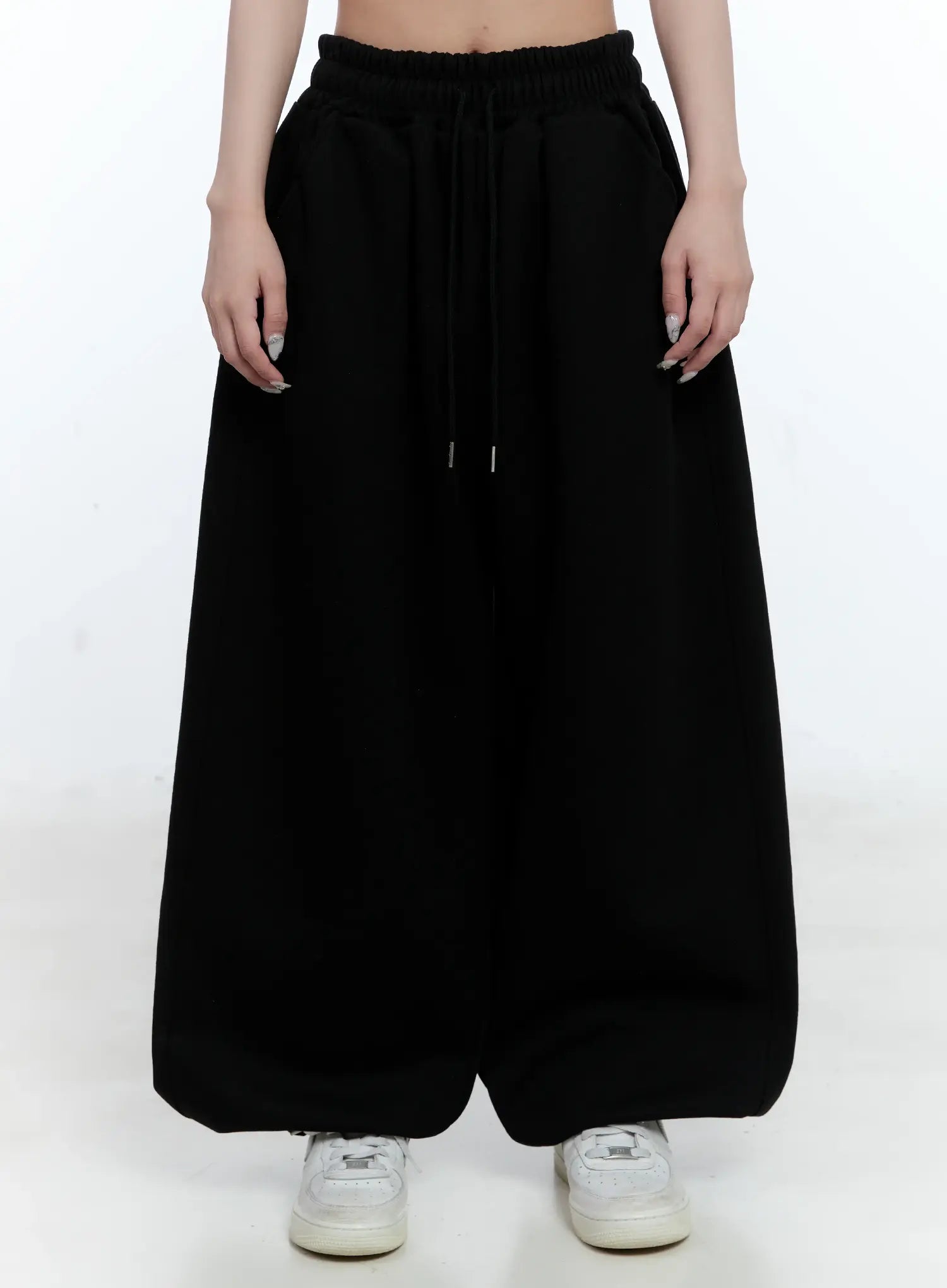 Wide-Leg Relaxed-Fit Track Pants CL530