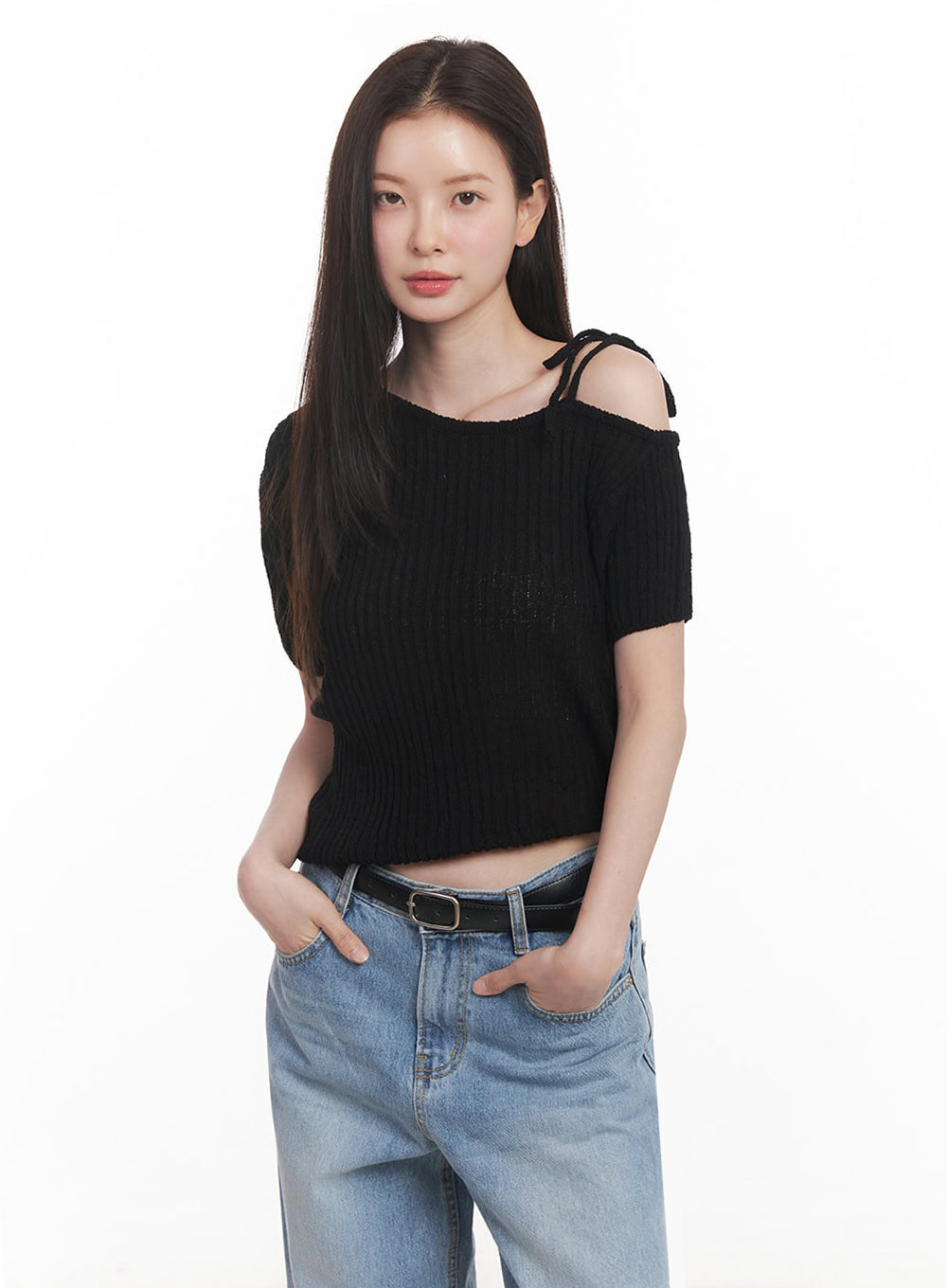 ribbon-one-shoulder-knit-crop-top-iy509 / Black