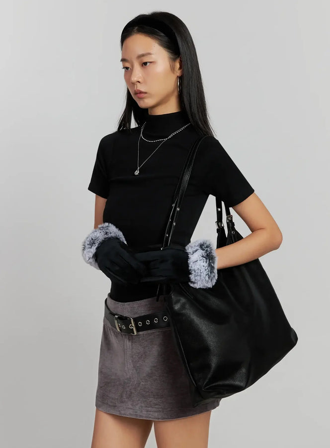 mock-neck-short-sleeve-top-ij502 / Black