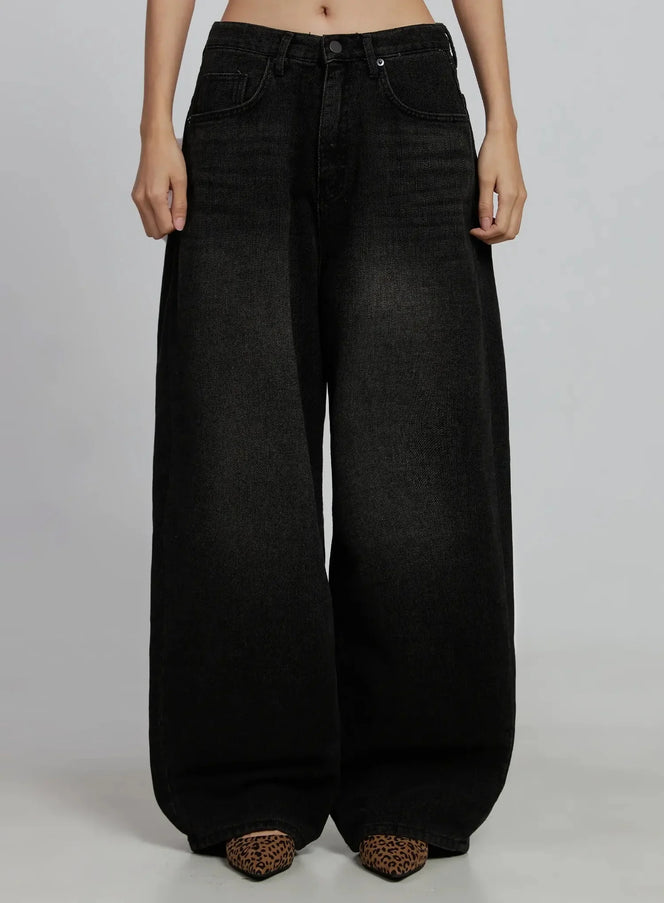 mikayla-comfort-fit-wide-leg-jeans-im520 / Black