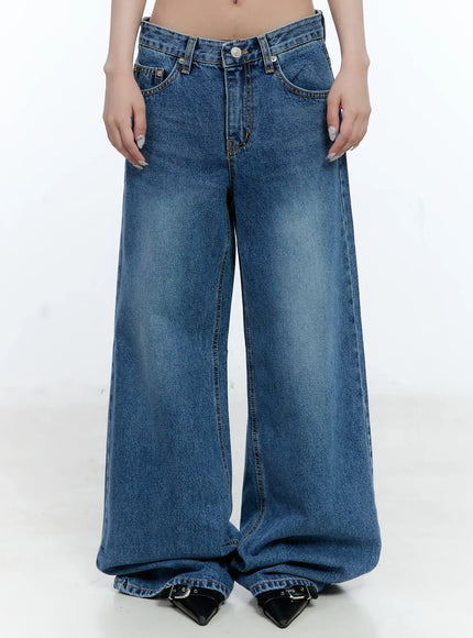 dahye-washed-relaxed-fit-denim-jeans-cl530 / Blue