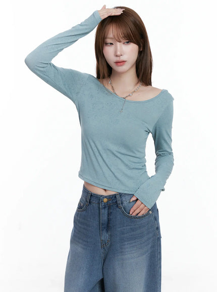 paisley-print-long-sleeve-crop-top-cs501 / Blue