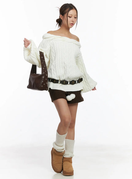 cable-knit-pom-pom-shorts-cj512 / Brown