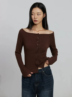 off-shoulder-button-ribbed-cardigan-im520 / Brown