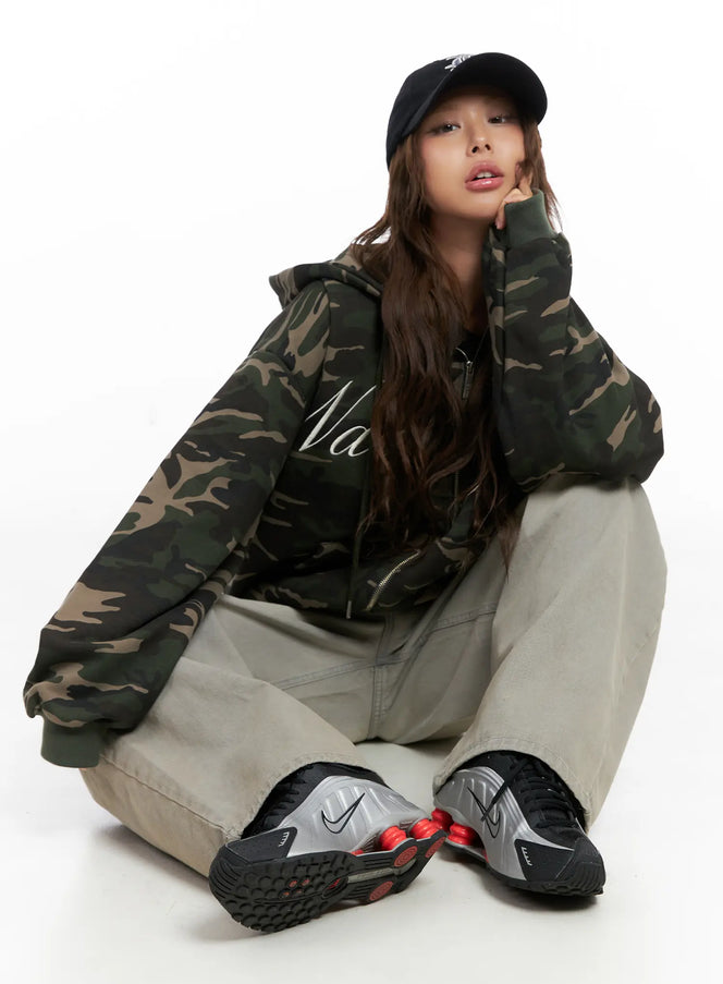oversized-camo-lettered-hoodie-cs522 / Camouflage