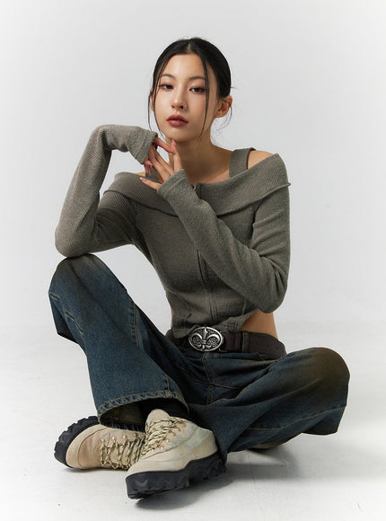 zip-cut-out-off-shoulder-crop-sweater-id306 / Dark beige