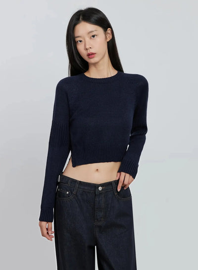 side-button-cropped-knit-io530 / Dark blue