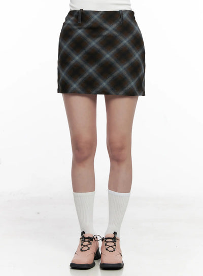 a-line-plaid-mini-skirt-co523 / Dark brown