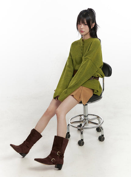 oversized-henley-neck-sweater-in427 / Dark green