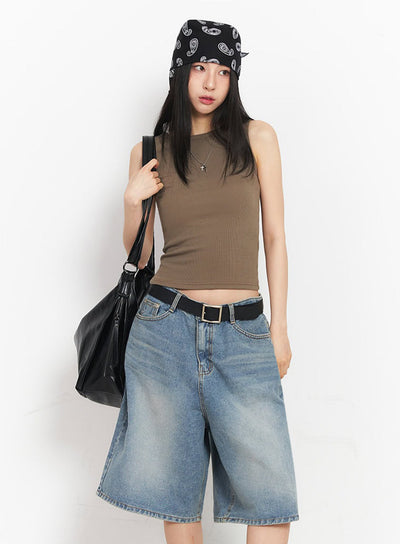 sleek-sleeveless-crop-top-iy529 / Dark green
