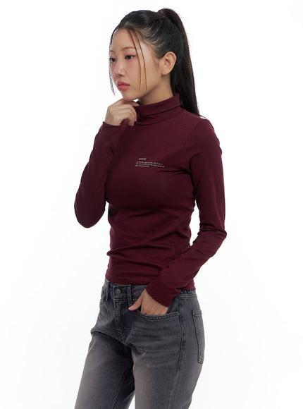 cotton-lettering-turtle-neck-t-shirt-cs424 / Dark red